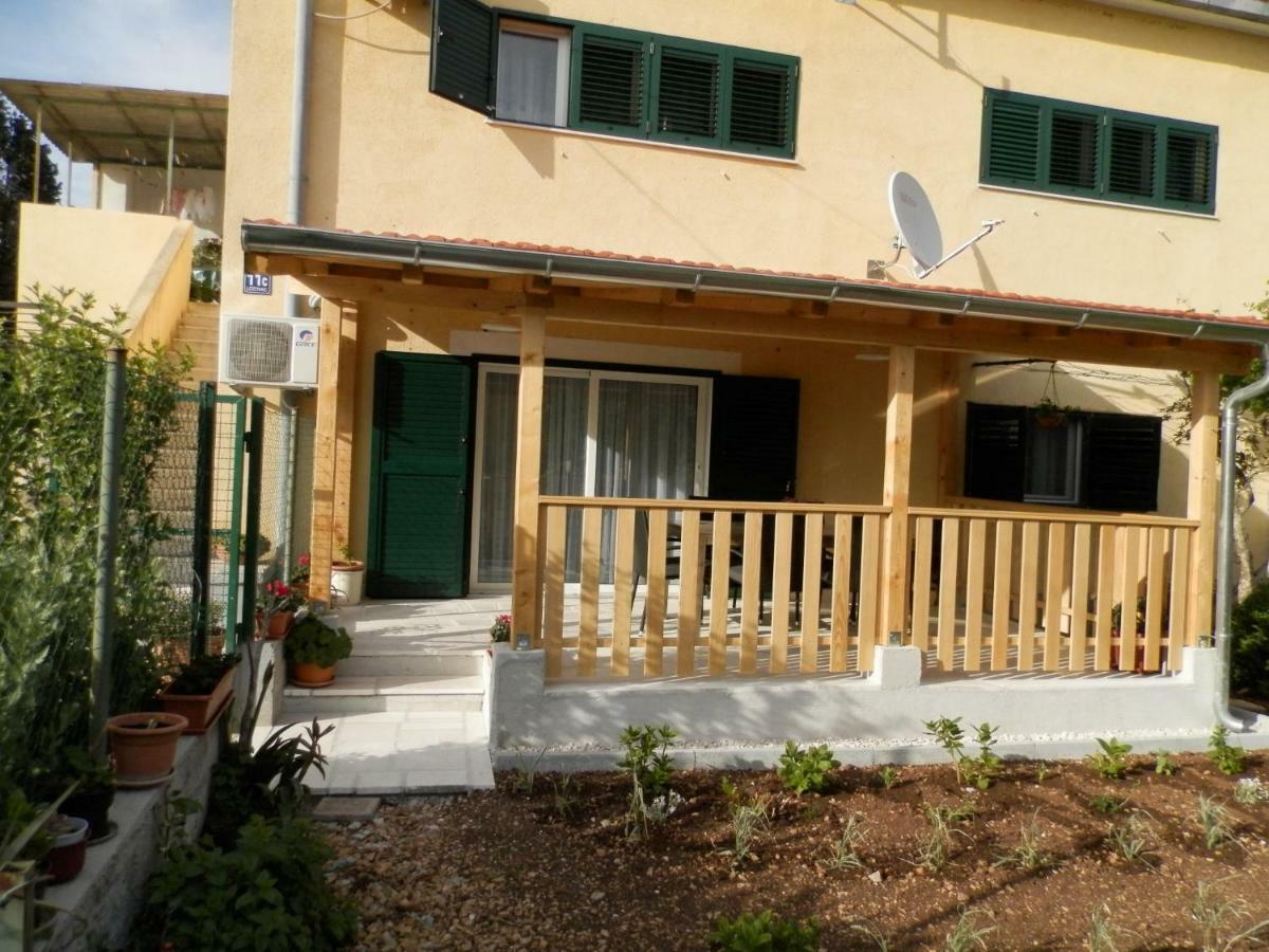 Apartment Slavica Lozovac Exterior photo