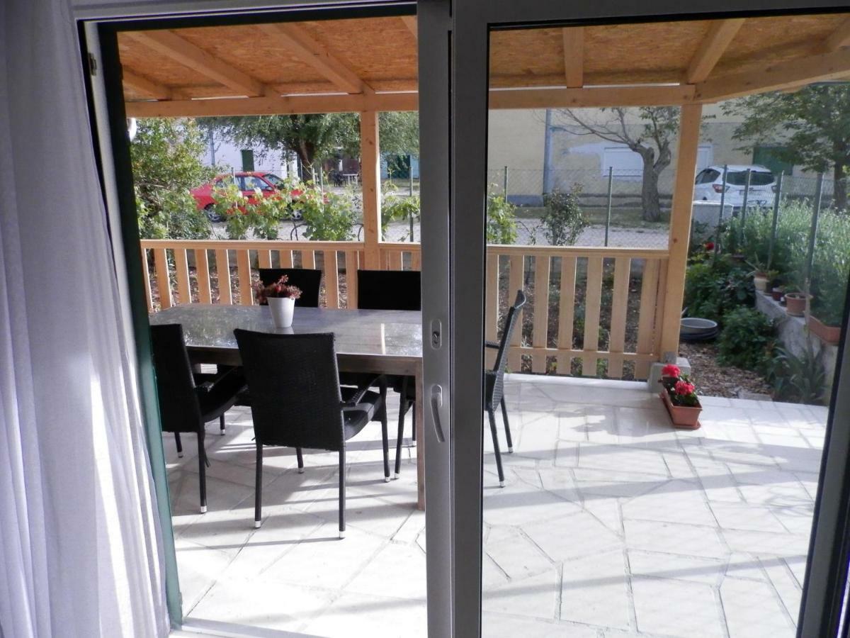 Apartment Slavica Lozovac Exterior photo