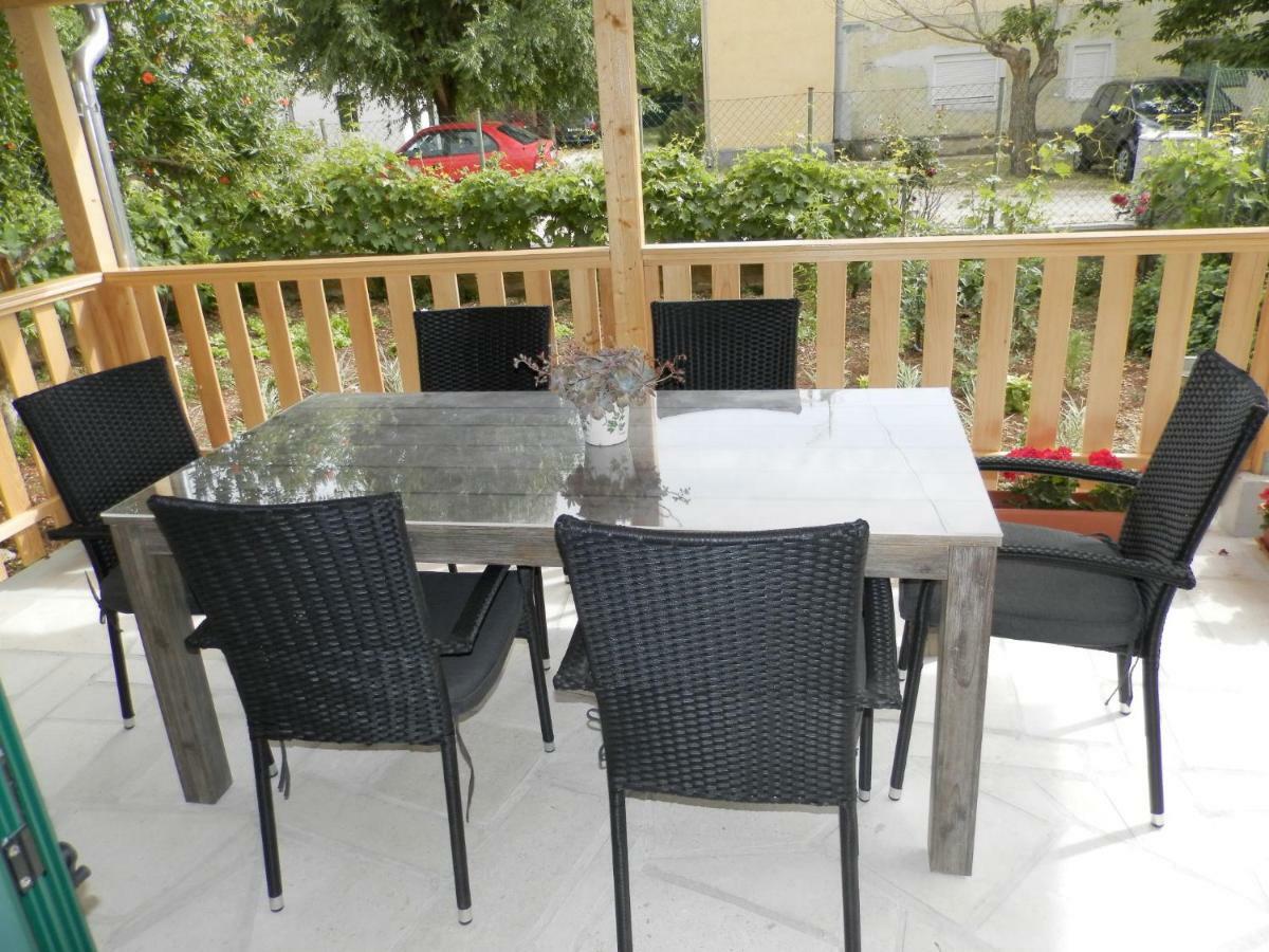 Apartment Slavica Lozovac Exterior photo